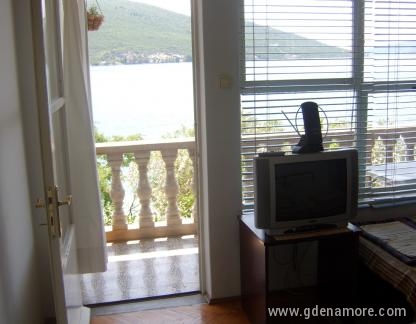 Ferienwohnungen und Zimmer Vulovic-Kumbor, , Privatunterkunft im Ort Kumbor, Montenegro